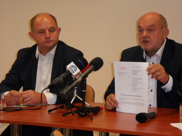 Marszałek Piotr Całbecki pomoc dla Grudziądza obiecał w lipcu podczas konferencji prasowej zorganizowanej z Markiem Nowakiem, radnym sejmiku i szefem grudziądzkiego szpitala.