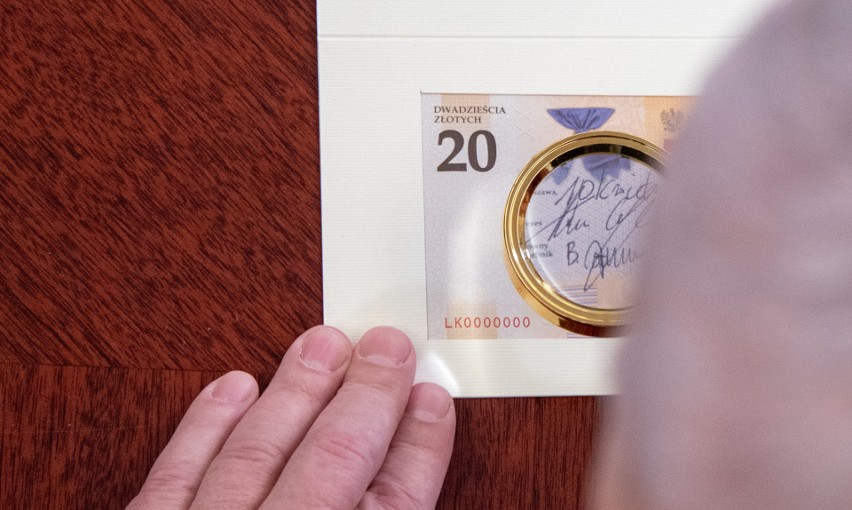 Lech Kaczyński na banknocie. Prezes NBP Adam Glapiński...