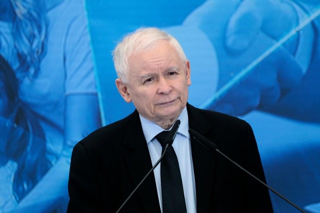 Wicepremier Jarosław Kaczyński w wywiadzie dla niemieckiej gazety "Welt am Sonntag" skrytykował bierną postawę Berlina w obliczu rosyjskiej agresji na Ukrainie