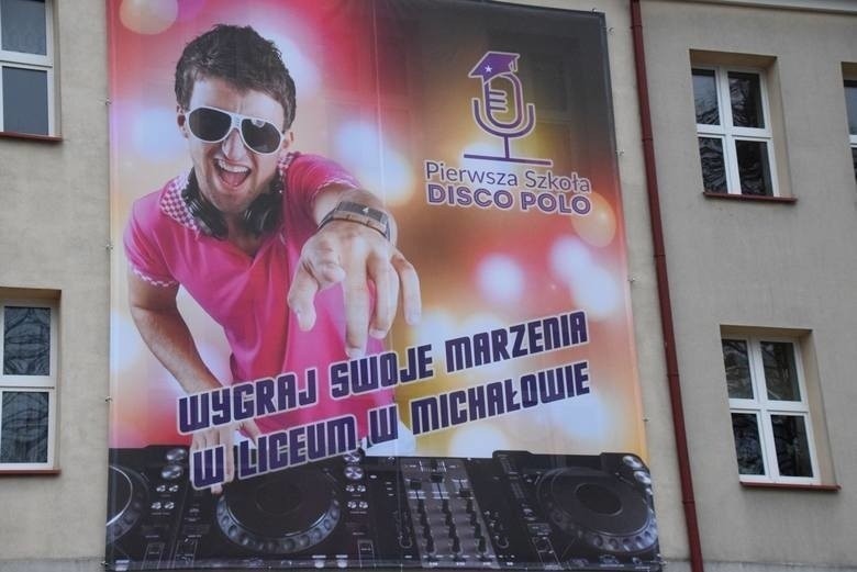 Ruszyła rekrutacja do klasy disco polo. Gmina Michałowo kupi sprzęt muzyczny do szkoły disco polo i opłaci obozy szkoleniowe