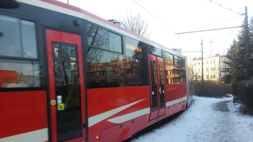 Nowe tramwaje "Skarbki" obsługują już linię nr 21 z Sosnowca do Będzina [ZDJĘCIA i WIDEO]