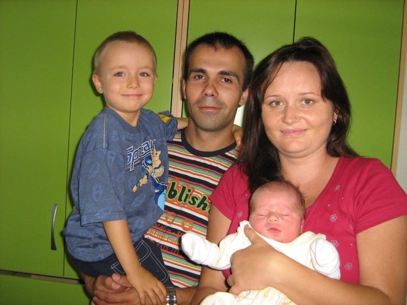 Damian Polewacz z rodziną
