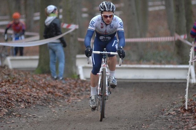 Michał Paluta dominuje w tym sezonie w krajowych wyścigach przełajowych juniorów. Swą wysoką formę chce potwierdzić w styczniowych mistrzostwach świata w belgijskim Koksijde.