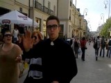 Juwenalia 2011. Student przebrany za... księdza-pedofila! (wideo)