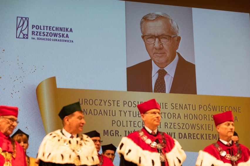 Marek Darecki, prezes Doliny Lotniczej otrzymał w piątek tytuł doktora honoris causa Politechniki Rzeszowskiej [ZDJĘCIA]