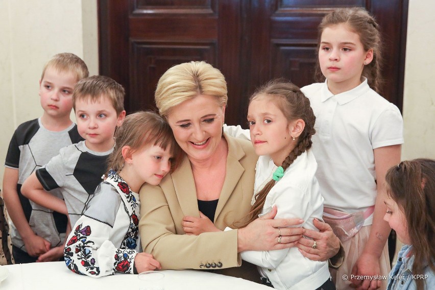 Niecodzienna wizyta w Pałacu Prezydenckim. Uchodźcy skorzystali z zaproszenia Pierwszej Damy