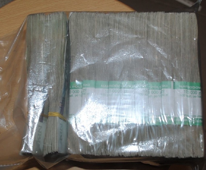 Blisko pół kilograma narkotyków przechwycili policjanci z Brzegu