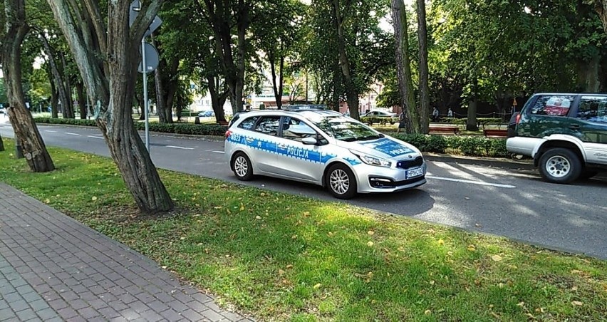 Dzisiaj przed godziną 15:00 na Placu Dąbrowskiego w Ustce...