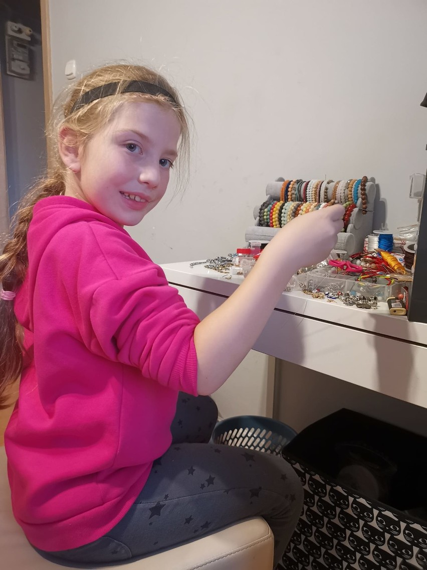 Ośmioletnia Natalia mimo choroby stara się być aktywna,...