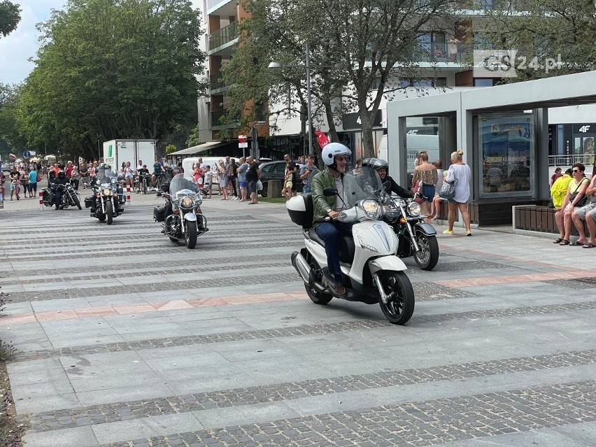 Rajd motocykli z Sułomina do Międzyzdrojów w ramach Pikniku...