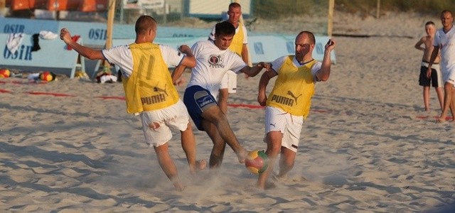 Słupscy piłkarze treningi przed mistrzostwami mieli na plaży w Ustce