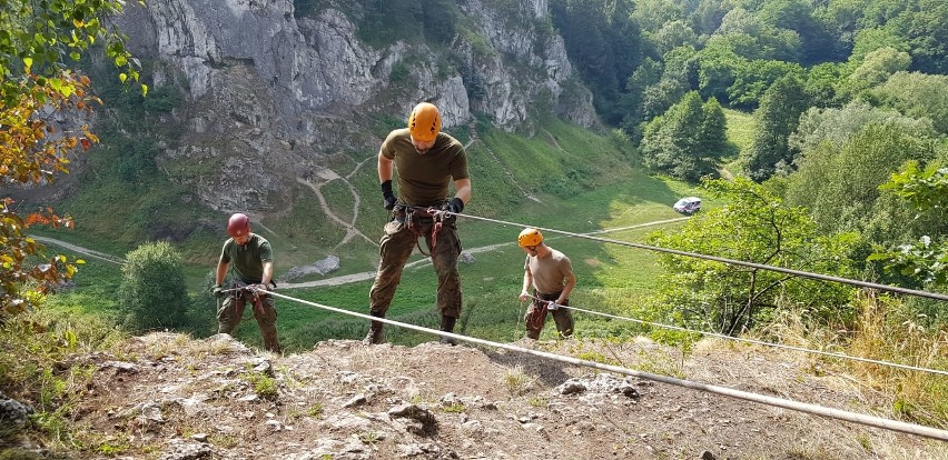 Małopolska. Nowatorsko i ekstremalnie. Tak szkolą się żołnierze Obrony Terytorialnej [ZDJĘCIA]