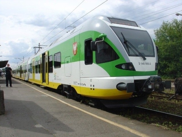 Ukraińcy mogą nadal jeździć bezpłatnie pociągami Kolei Mazowieckich.