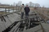 - Most na Czarnej to kpina - skarżą się rolnicy z Głogowa