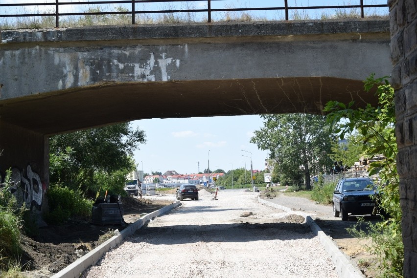 Ulica Mostowa w Końskich w budowie. Zobacz najnowsze zdjęcia i wideo