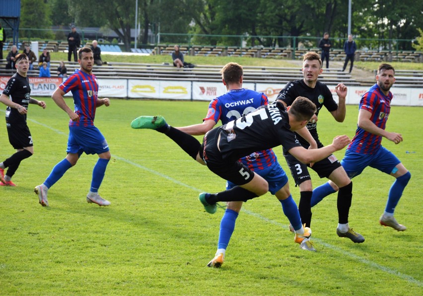 Piłkarze Lechii Zielona Góra przegrali z Polonią Bytom 1:4.