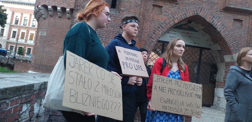 Kraków. Protest KOD po wydarzeniach na polsko-białoruskiej granicy [ZDJĘCIA]