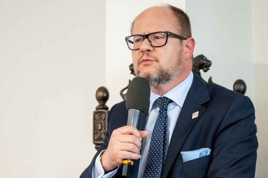 Paweł Adamowicz: - Jestem niestety zmuszony pozwać w trybie...