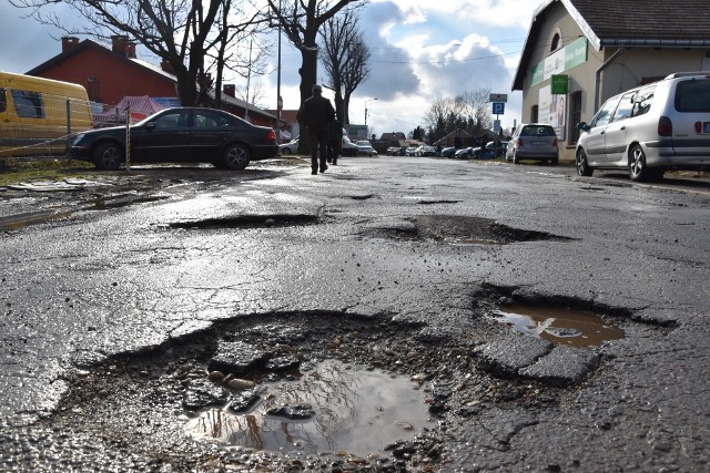 Problem z przejazdem po ulicy Giełdowej jest na 200-metrowym odcinku drogi, między giełdą owocowo-warzywną a Kapłanówką