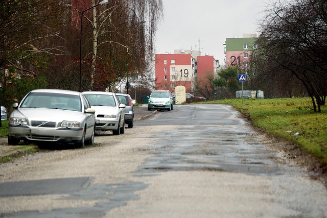 Ponad 28 mln zł może pochłonąć rozbudowa ul. Samsonowicza i przebudowa ul. Diamentowej. Drogi mają być gotowe w drugiej połowie 2025 r. Ratusz ogłosił właśnie przetarg na ich wykonanie.