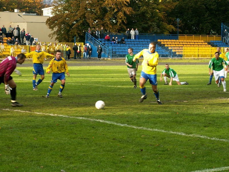 Pilkarze Gryfa 95 Slupsk po raz kolejny grali bez...