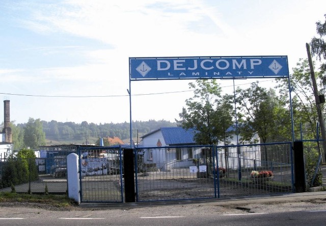 Zakład produkujący z laminatów znajduje się w sąsiedztwie ulicy Ogrodowej.  