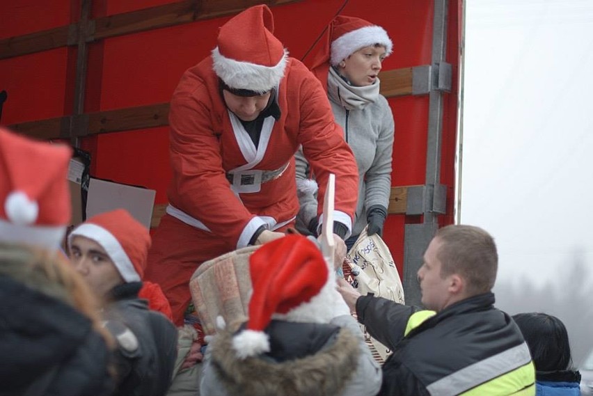 Chrzanów. Mikołaj zbiera paczki dla samotnych zwierząt. Dorzuć coś do worka! [ZDJĘCIA]