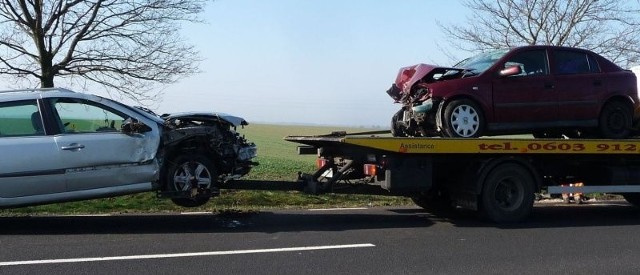 W zderzeniu czterech samochodów pięć osób zostało rannych.