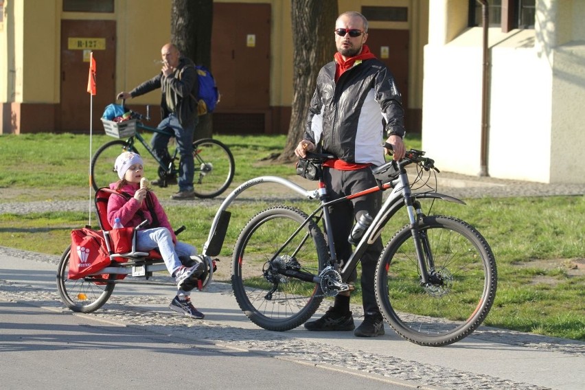 Masa Krytyczna przejechała przez miasto (ZDJĘCIA)