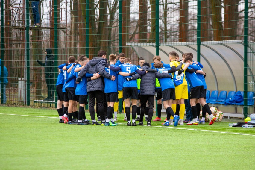 5.03.2022, Kraków: mecz Centralnej Ligi Juniorów U-17 Hutnik...