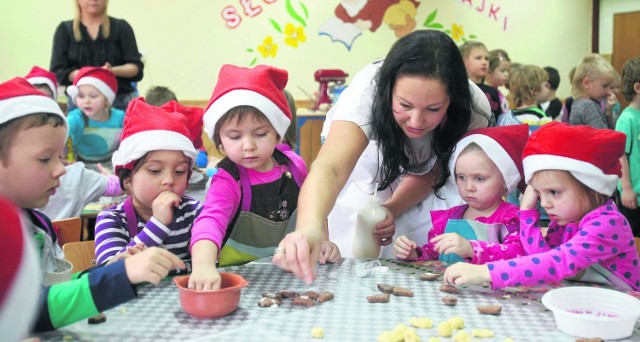 Jolanta Kleser z Mysłowic piekła niedawno ciasteczka z przedszkolakami