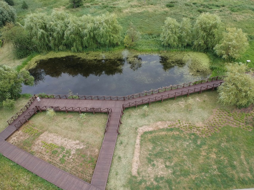 Nowy park w Bielsku Podlaskim. Zobacz, jak wygląda z lotu ptaka jeden z najpiękniejszych parków w regionie [ZDJĘCIA]