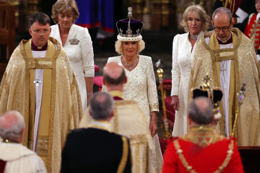 Koronacja Karola III. Następca Elżbiety II obejmuje panowanie nad Zjednoczonym Królestwem – relacja na żywo