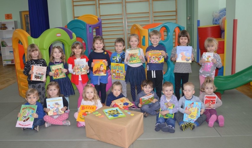 Pomagamy dzieciom z Łanowic na Ukrainie. Mamy już "górę" podarunków