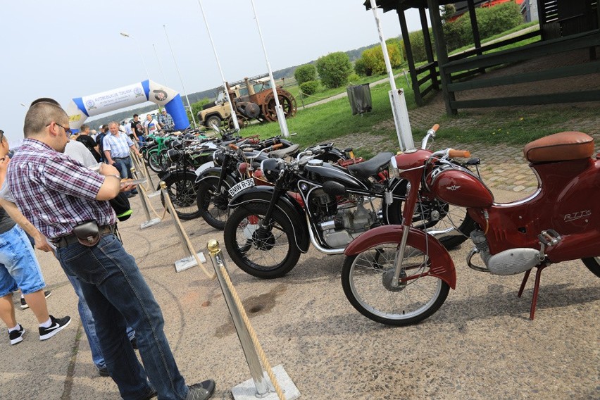 W niedzielę (29 kwietnia) Motopark przy Bielańskiej zamienił...