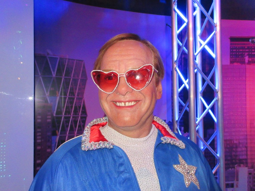 Elton John wystąpił dla rosyjskiego oligarchy także po...
