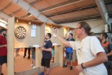 Rzucali lotkami do tarczy. W Kielcach trwały zawody Winmau Dart Cup