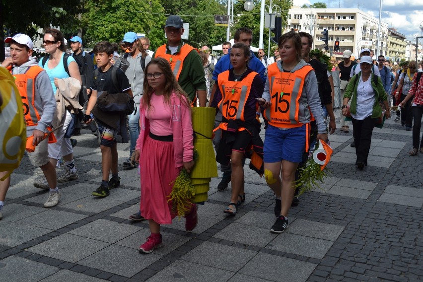 Pielgrzymka Krakowska dotarła na Jasną Górę [ZDJĘCIA]