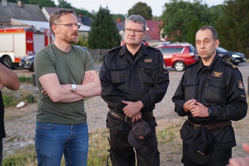 Skażenie Odry w Zachodniopomorskiem. Pojawią się dodatkowe zapory