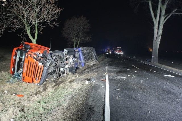 Do tragicznego wypadku doszło w czwartek około godziny 20 na drodze krajowej numer 15.