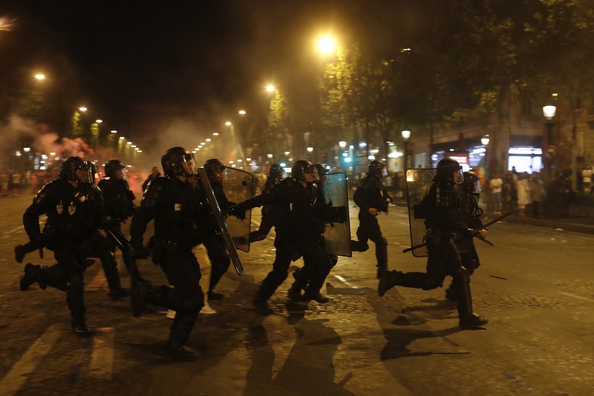 Zamieszki w Paryżu