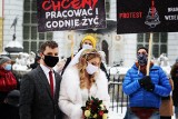 Protest przedstawicieli branży weselnej w Gdańsku 17.02.2021 r. "To jest jedna wielka katastrofa"
