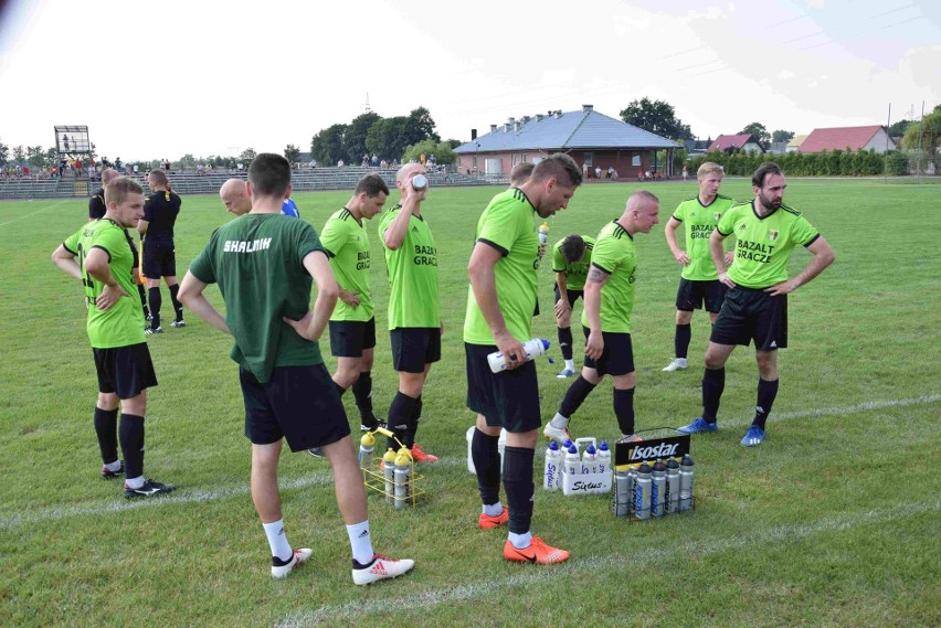 Bramki: 1-0 Bienias - 2., 2-0 Kamiński - 15., 3-0 Kamiński -...