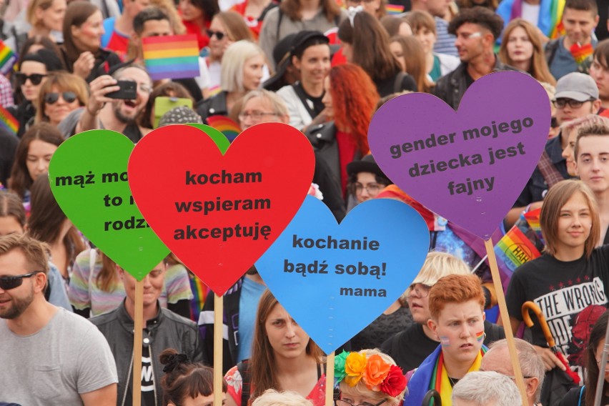 Marsz równości w Białymstoku 2019. Kibice z całej Polski chcą blokować marsz? Mają zgłoszone zgromadzenie na placu NZS