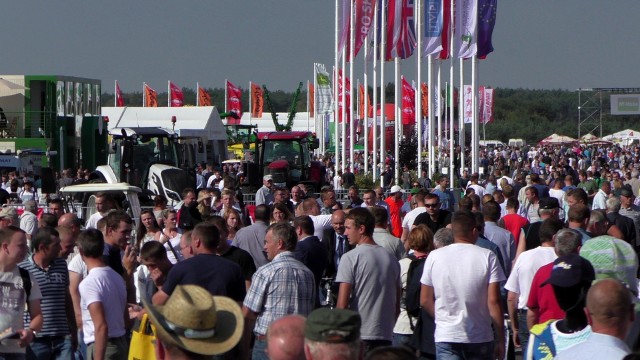 AGRO SHOW 2015. W ciągu 4 dni rolniczą imprezę wystawienniczą odwiedziło nieco ponad 160 tysięcy osób.