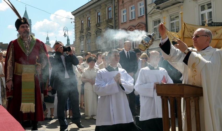 Boże Ciało: Procesje przeszły ulicami Lublina