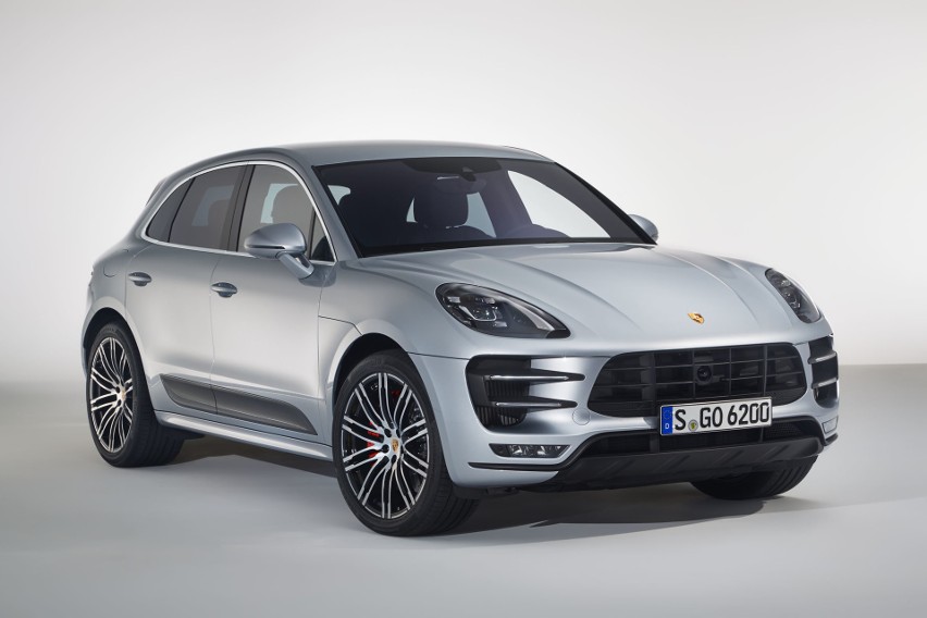 Porsche Macan Turbo z pakietem Performance...