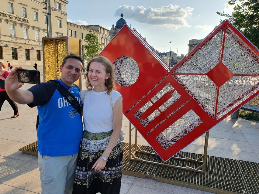 Lublin jak Amsterdam? Napis "I love Lublin" stanął na placu Litewskim. Zobacz zdjęcia
