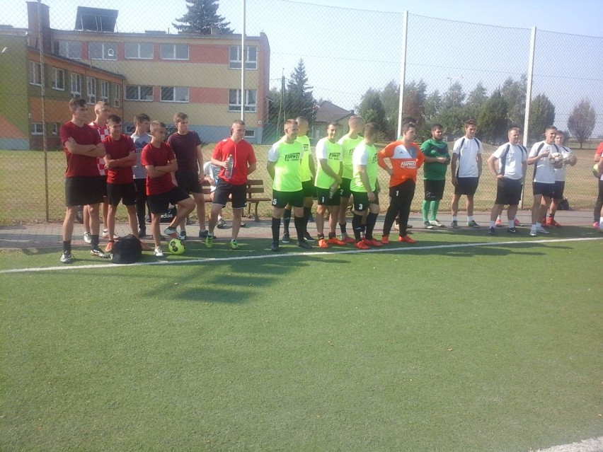 Na Orliku w Działyniu zorganizowano turniej piłkarski...