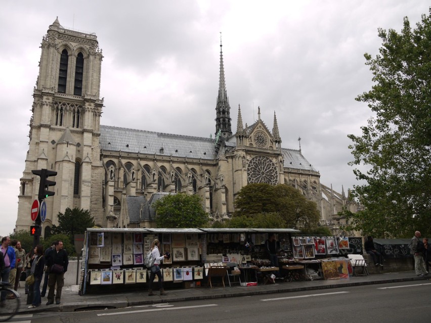Katedra Notre Dame, jakiej już nigdy nie będzie. Zobacz...